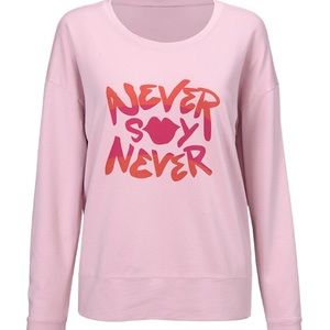cabi sweatshirt size M